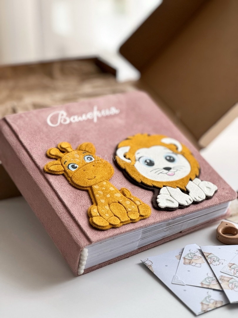 Купить фотоальбом для новорождённого...